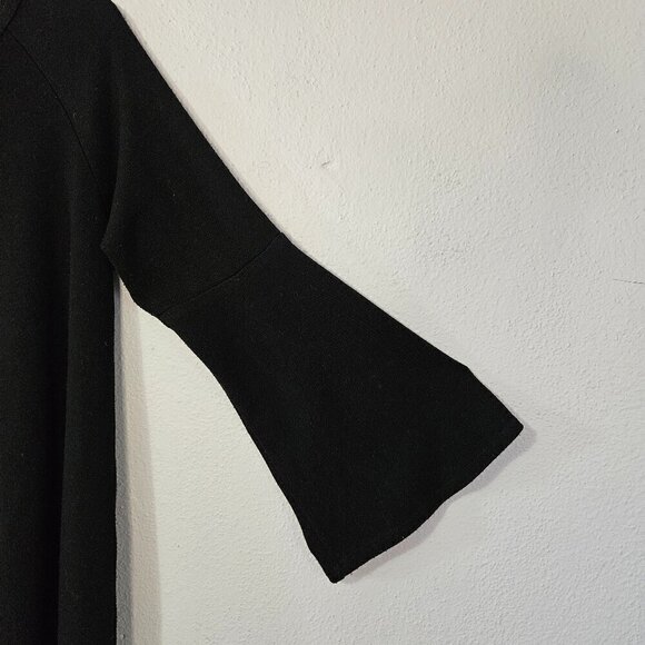 Karen Kane Woman's Black Flared Sleeve Casual Sweater Size XL - Picture 2 of 5